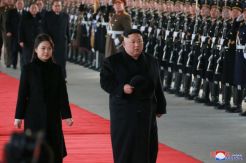 Kim Jong-un Kunjungi...