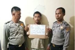 Sadis! Suami Bacok dan Tikam Istri saat Tidur