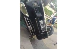Avanza Terbalik Disenggol Bus di Tol Jakarta-Tangerang, 2 orang Tewas