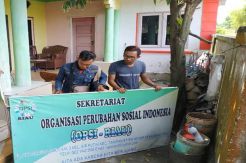 Warga Geruduk Rumah yang Diduga Kumpulan LGBT di Pekan Baru