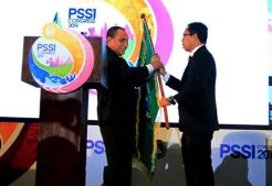 Suporter PSIS Semarang Soroti Keputusan Edy Rahmayadi