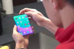Cemooh Xiaomi, Lenovo: Ponsel Layar Lipat Sudah Diumumkan 2 Tahun Lalu