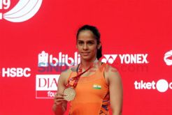 Cedera Marin Warnai Gelar Saina Nehwal di Indonesia Masters