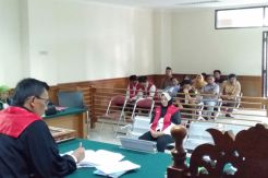 Penodaan Agama, Ratu...