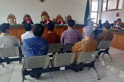 Keponakan Billy Sindoro...