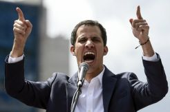 Rezim Maduro Cekal dan Bekukan Rekening Juan Guaido
