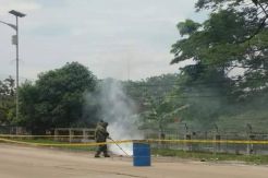 Ada Kardus Berasap Diduga Bom, Jalan Cikande-Rangkas Bitung Ditutup