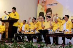 Airlangga Ajak Kader Golkar Solid Menangkan Jokowi-KH Maruf