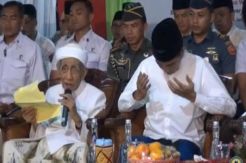 Viral Video Mbah Moen...