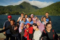 Dari Telaga Sarangan, Sandi Uno Kirim Pesan ke Menteri Susi