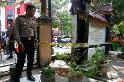 Dipanjat Seorang Siswa, Tembok SD Negeri 121 Pekanbaru Roboh