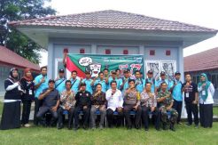 Tingkatkan Partisipasi Warga Ikut Pemilu 2019, Warga Diberi Suvenir