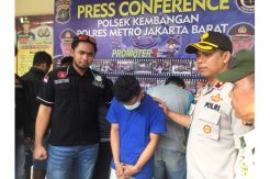 Ancam Bunuh Petugas Dishub, Lima Preman Kampung Menangis di Sel