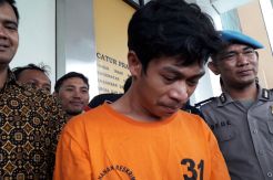 Perusak Motor dan Pembakar...