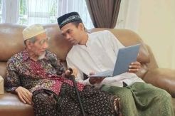 Gus Yasin: Pertemuan Mbah Moen dan UAS Tak Bicara Politik Praktis