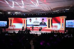 TKN Inginkan Debat Jokowi vs Prabowo Layaknya Trump vs Hillary