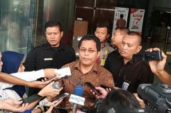 Konfirmasi Dokumen yang Disita, Sekjen DPR Penuhi Panggilan KPK