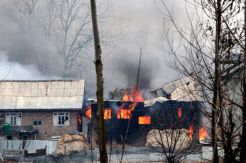 Militer India-Gerilyawan Kashmir Baku Tembak, Sembilan Tewas