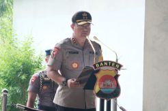 Unik, Polda Banten Gelar Upacara di Lokasi Pembuangan Sampah