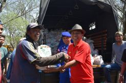 Wali Kota Palu Kerja Bakti Sosial dengan Keluarga Besar Margaluyu 151