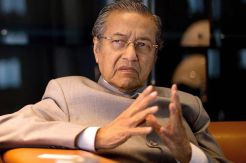 Mahathir Wanti-wanti Soal Campur Tangan Asing di ASEAN