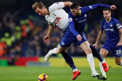 Babak I: Chelsea Tertahan, United, dan Liverpool di atas Angin