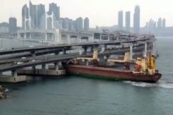 Kapten Mabuk, Kapal Kargo Rusia Tabrak Jembatan Korea Selatan