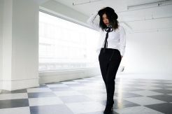 Gaya Unik DJ TOKiMONSTA