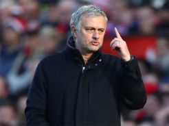 Mourinho Soroti Kegagalan Liverpool Kembali ke Puncak Klasemen