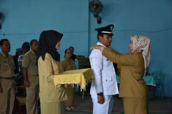 Bupati Kobar Nurhidayah Lantik Pj Kades Karang Mulya Hazriansyah