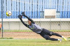 Persebaya Genjot Fisik Songsong Persib, Djanur Percaya Miswar