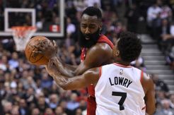 James Harden Bawa Rockets Benamkan Raptors