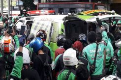 Tunggu Penumpang, Driver...