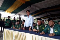 Resmikan DPC PBB Tangsel, Yusril Sebar 20 Juta Stiker ke Rumah-rumah
