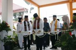 Anies Resmikan Rehabilitasi Total 98 Saeana Prasarana Pendidikan