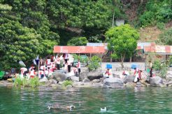 Membuang Sampah di Danau Toba Akan Dikenakan Denda