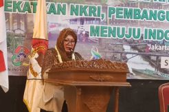 Berandil Majukan Bangsa, Tutut Siap Dampingi Transmigran