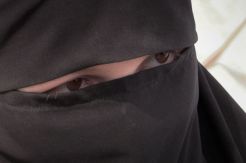 Tak Punya Uang, Pengantin ISIS asal Australia Ingin Pulang