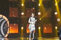 Luna Maya Raih Titel...