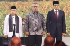 Maruf Amin Pastikan Tiga Kartu, Sandi Janji Selesaikan Masalah BPJS