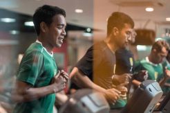 Djanur Lakukan Ini Pada Persebaya Jelang 8 Besar Piala Presiden