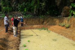 Ditinggal Sebentar, Bocah 5 Tahun Tewas di Kolam Ikan