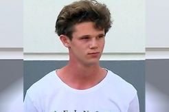 Egg Boy Sumbangkan Dana...