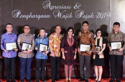 Daihatsu Rebut Penghargaan Taat Pajak dari Pemerintah