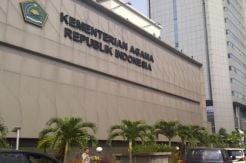 Membenahi Kementerian...