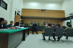 Korupsi Genset, Mantan Kadinkes Banten Dituntut 1,5 Tahun Penjara