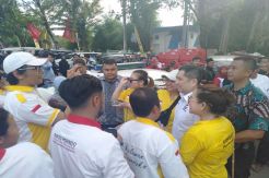 Hadiri Kampanye Akbar di Banten, HT \Diserbu\ Warga Minta Foto