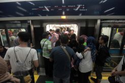 Sepekan Gratis, Warga...