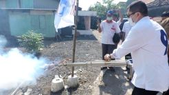 HT Pimpin Langsung Fogging di Pesisir Demak