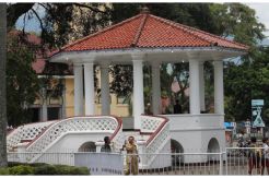 Alun-Alun Garut Pernah Jadi Tempat Adu Maung dan Munding